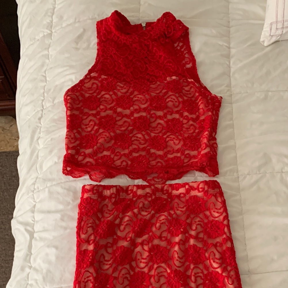 2 piece material girl set, size small